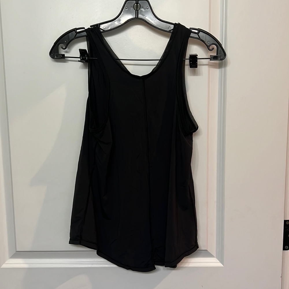 Lululemon womens tank top size 6